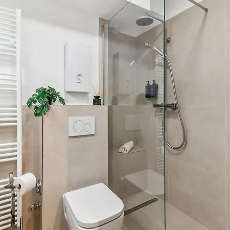 Apartment Modernes 2 Mit Balkon, Zentrale Lage Bremen