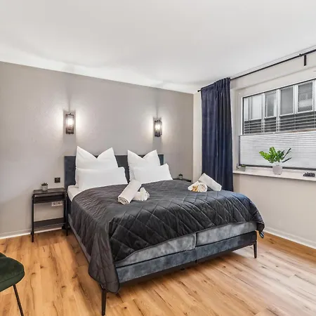 Apartment Modernes 2 Mit Balkon, Zentrale Lage *