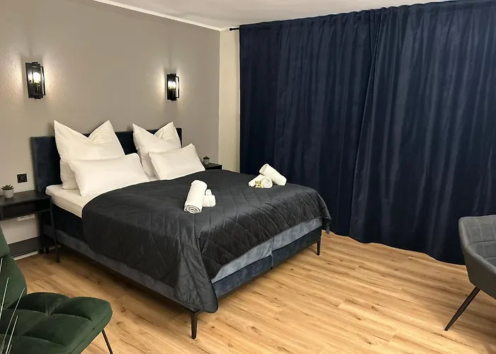 Modernes 2 Mit Balkon, Zentrale Lage Apartment *